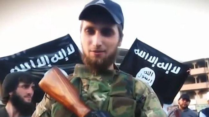 Abu Ibrahim hứa nếu được trở lại Australia, anh ta sẽ giáo dục những người sắp thành phiến quân và nói cho họ lý do tại sao không nên gia nhập IS. Ảnh: CBS.