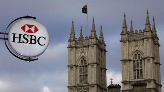 Một chi nhánh của HSBC gần London (Anh). Ảnh:Reuters.