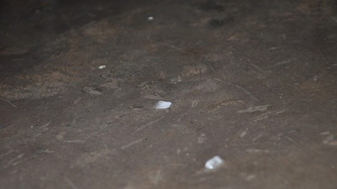 Mưa đá xuất hiện ở TP HCM