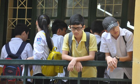 Tâm trạng của thí sinh trong kỳ thi vào lớp 10 công lập tại Hà Nội 2015.