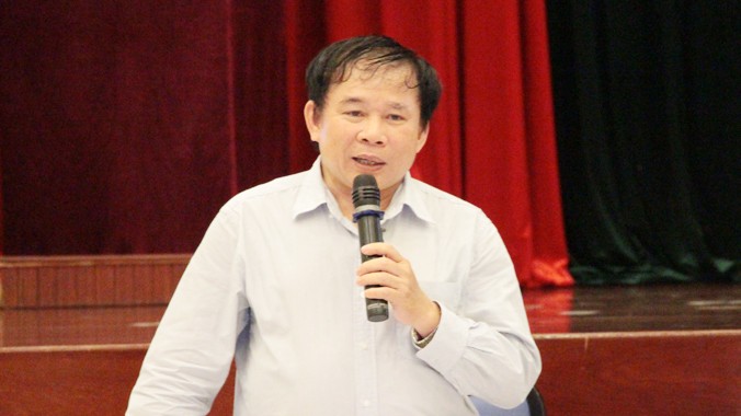 Thứ trưởng Bùi Văn Ga tại buổi làm việc cụm thi 27.
