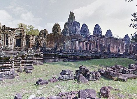 Quần thể đền Angkor Wat ở Campuchia.