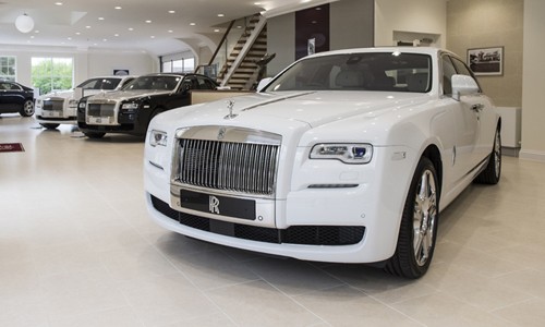 Vì sao nhà giàu Trung Quốc ngừng mua Rolls-Royce?