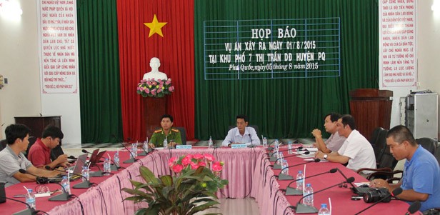 Quang cảnh buổi họp báo.