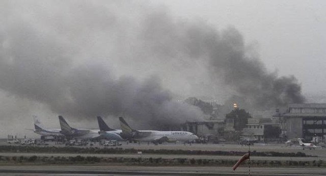 Sân bay Jiwani - hiện trường vụ tấn công. Ảnh: News Nation.