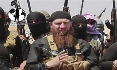 Tên Omar al-Shishani nổi tiếng vố bô ria màu đỏ là một trong những thủ lĩnh khét tiếng của IS.