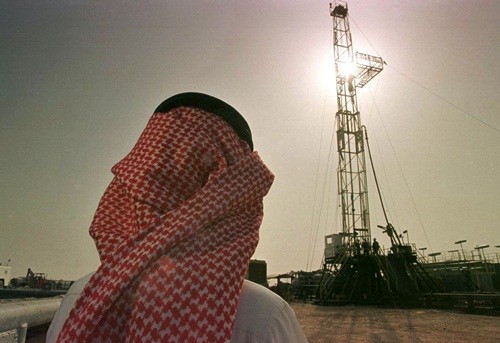 90% ngân sách Ảrập Xêút được đóng góp từ dầu mỏ. Ảnh: Middle East.
