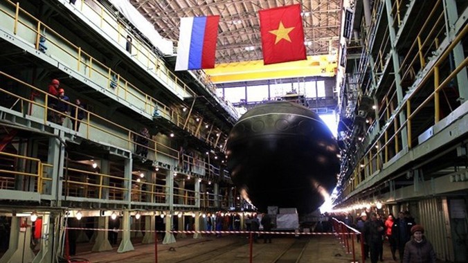 Tầu ngầm Kilo thuộc dự án 636 tại xưởng đóng tàu ở S.Peterburg