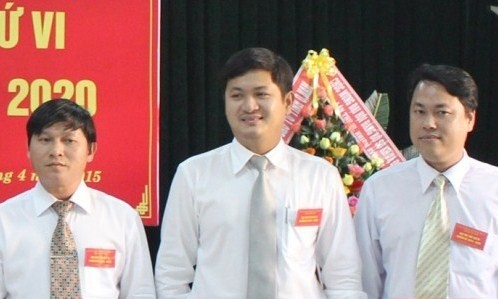 Ông Lê Phước Hoài Bảo (giữa) tại Đại hội Đảng bộ Sở Kế hoạch và đầu tư tháng 4.2015. (nguồn: Sở Kế hoạch và đầu tư tỉnh Quảng Nam)