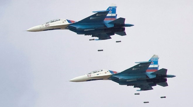 Máy bay chiến đáu của Nga tham gia không kích lực lượng IS. Ảnh: Reuters.