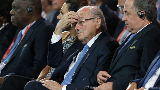 Blatter sẽ tạm rời chức vụ trong khoảng 3 tháng.