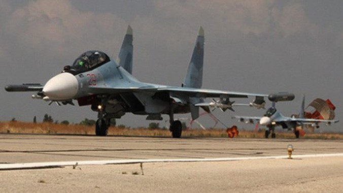 "Xe tăng bay" Su-34 của Nga trở về căn cứ an toàn sau những phi vụ không kích phiến quân IS ở Syria.