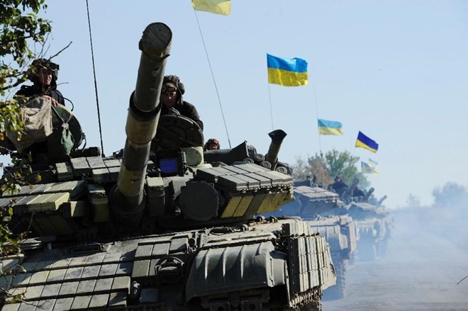 Xe tăng của quân đội Ukraine ở miền Đông (Nguồn: AFP)