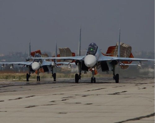 Máy bay Nga tham gia không kích quân khủng bố ở Syria. Ảnh: AFP.