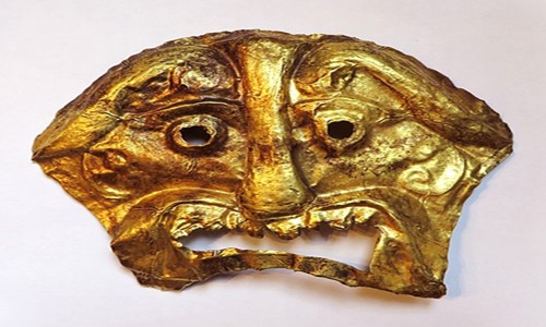 Chiếc mặt nạ chết bằng vàng, được tìm thấy ở Tây Tạng, có niên đại khoảng năm 200 trước Công nguyên. Ảnh: Acient Origins.