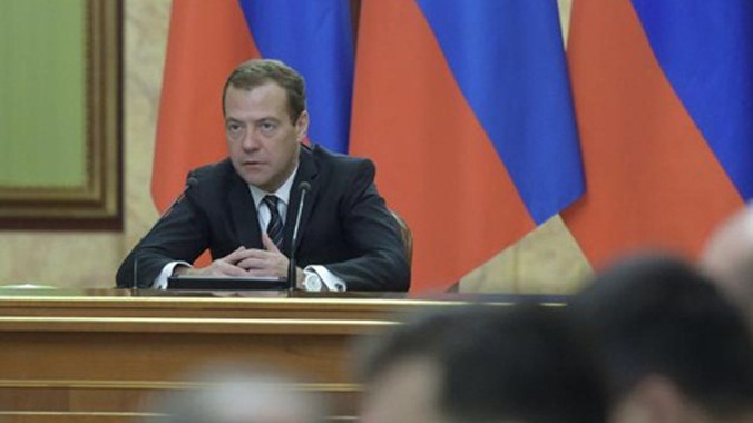 Thủ tướng Nga - Dmitry Medvedev trong một cuộc họp hôm nay. Ảnh: Reuters.