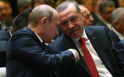 Tổng thống Thổ Nhĩ Kỳ (phải) gặp Tổng thống Nga tháng 12/2014. Ảnh: AA.