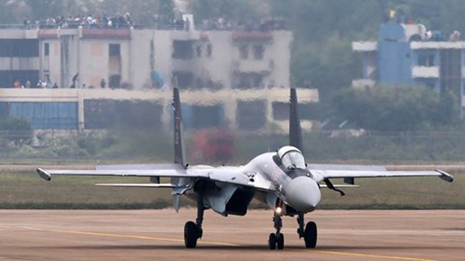 Máy bay Su-35 bán cho Trung Quốc có giá 80 triệu USD (1.799,8 tỷ VNĐ).