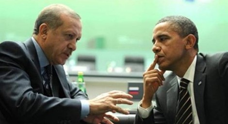 Tổng thống Erdogan (trái) và người đồng cấp Obama trong một cuộc gặp riêng ở Antalya.