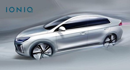Hình ảnh đầu tiên cho thấy IONIQ sẽ là một mẫu sedan mang những đường nét thiết kế đặc trưng của Hyundai. 