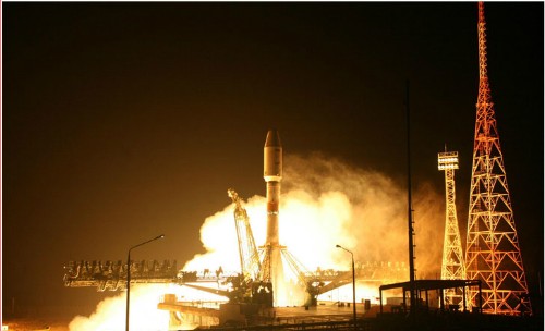 Nga phóng vệ tinh Resurs-P2 vào tháng 12/2014. Ảnh: Roskosmos.