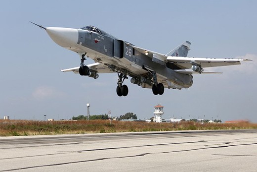 Cường kích Su-24 tham gia không kích tại Syria. Ảnh: AFP.
