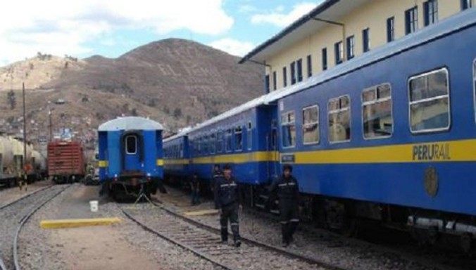 Du khách bị tàu húc ở Urubamba, Cusco, Peru.