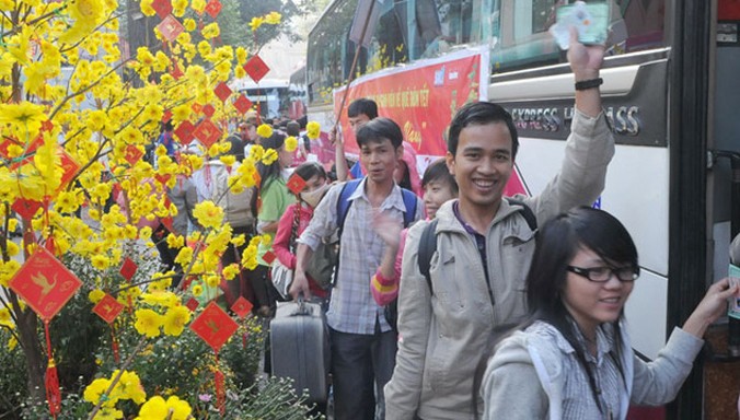 1.000 vé xe miễn phí dành cho sinh viên miền Trung về quê ăn Tết