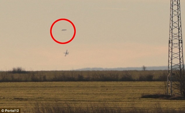 Chiến đấu cơ Bulgaria được cho là rượt đuổi theo UFO chiều ngày 14/1. Ảnh: Dailymail.