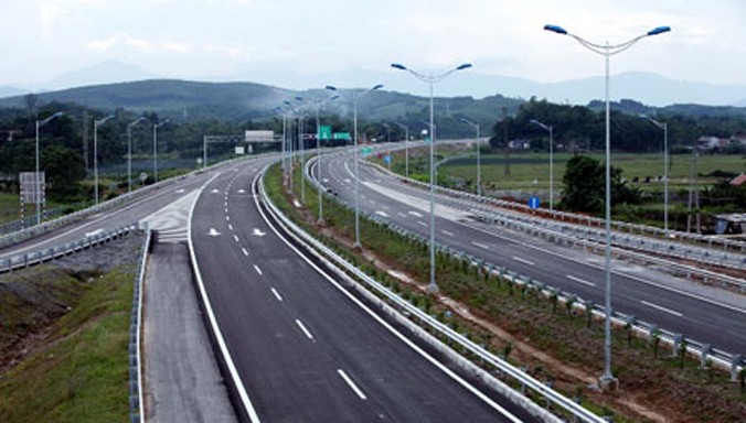 Cao tốc Nội Bài - Lào Cai.