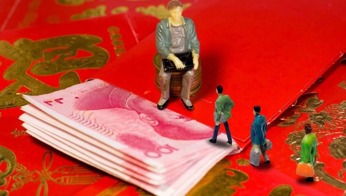 Trước kỳ nghỉ Tết Nguyên đán, rất nhiều công ty Trung Quốc thường công bố khoản thưởng hào phóng cho nhân viên. Thông thường, các khoản này bằng tiền mặt. Nhưng nhiều hãng lại có những cách thưởng rất độc đáo.