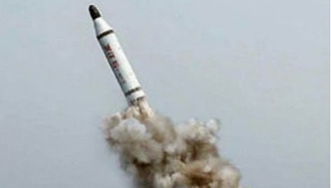 Hình ảnh buổi phóng thử thành công tên lửa đạn đạo Polaris-1 từ tàu ngầm do Triều Tiên công bố. Ảnh: KCNA.