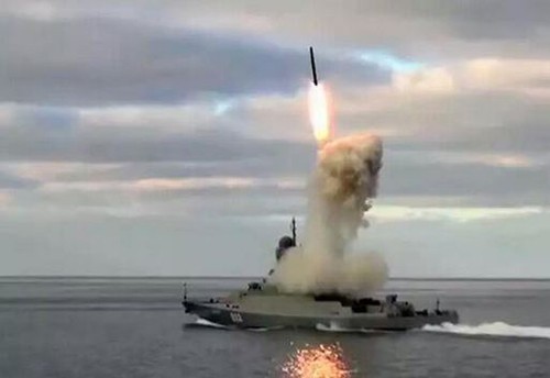 Tàu Buyan-M phóng tên lửa Kalibr chống tàu trên biển Caspian.