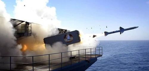 Hải quân Mỹ đang tăng cường cải tiến các tên lửa chống hạm. Ảnh: FP.