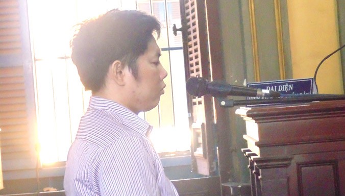 Bị cáo Lê Hoàng Phương tại phiên tòa phúc thẩm ngày 26/2. Ảnh: Tân Châu.