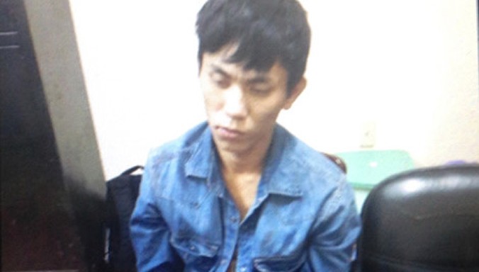 Siêu trộm Lê Văn Hoàn khi đi gây án luôn kè kè súng, dao để tấn công nạn nhân. Ảnh: HT.