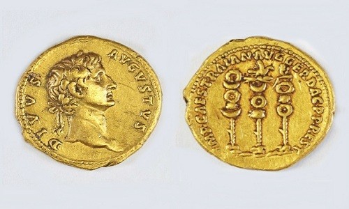 Mặt trước và sau của đồng tiền xu bằng vàng. Ảnh: Shai Halevy.