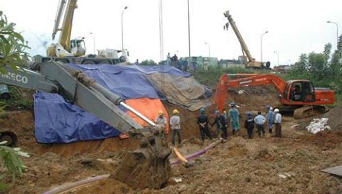 Đường ống nước sông Đà liên tiếp bị vỡ giai đoạn 1.