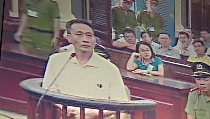 Nguyễn Ngọc Ngà tại phiên tòa chiều 30/3. Ảnh chụp qua màn hình.