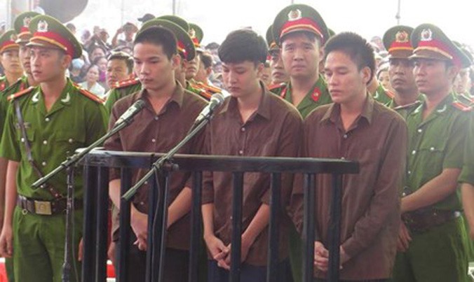 3 hung thủ vụ thảm án ở Bình Phước trong phiên sơ thẩm.