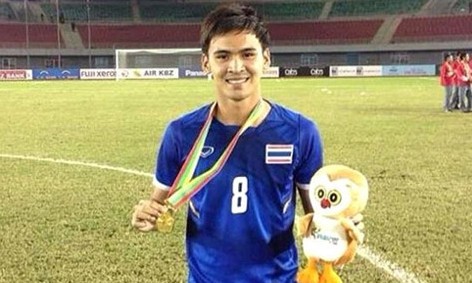 Daosawang từng cùng ĐT Thái Lan vô địch Seagames.
