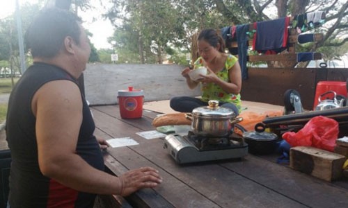 Đôi vợ chồng Việt Nam - Singapore đã tìm được căn nhà thuê hợp lý sau chuỗi ngày dài sống trên xe tải. Ảnh: Asiaone.
