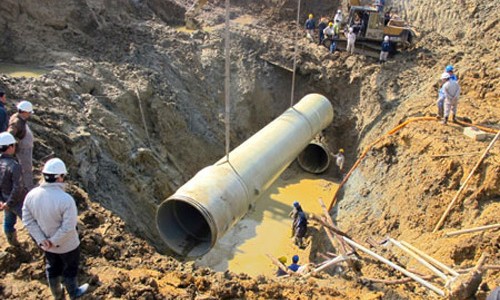 Đường ống nước Sông Đà số một đã vỡ 17 lần sau khi dùng vật liệu composite từ Trung Quốc.