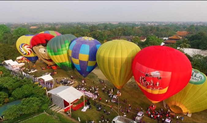 Rực rỡ cuộc thi khinh khí cầu quốc tế tại Huế