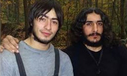 Amriev Artur (trái) - một trong những tay súng của IS - bị "nữ điệp viên Karaeva giết chết". Ảnh: MEMRI.