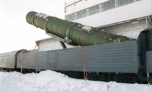 Đoàn tàu hạt nhân thực hiện loạt phóng thử năm 2002. Ảnh: TASS.