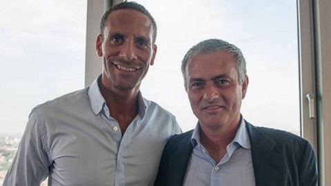 HLV Mourinho muốn Ferdinand làm trợ lý ở M.U