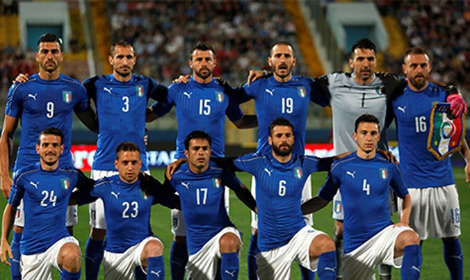 11 cầu thủ Italy đá chính trong trận thắng Scotland. Ảnh: Reuters.