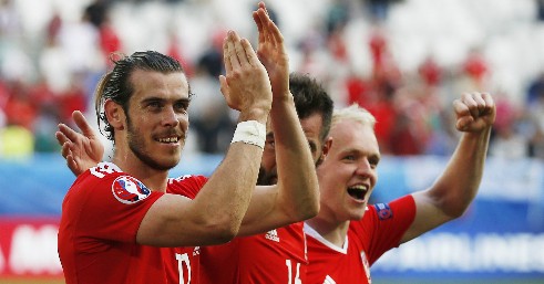 Bale và tuyển xứ Wales là thách thức lớn cho Anh. Ảnh: Reuters.