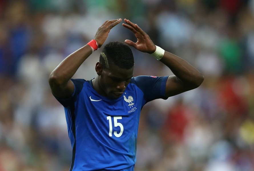 Nỗi thất vọng của các cầu thủ Pháp sau thất bại ở chung kết EURO